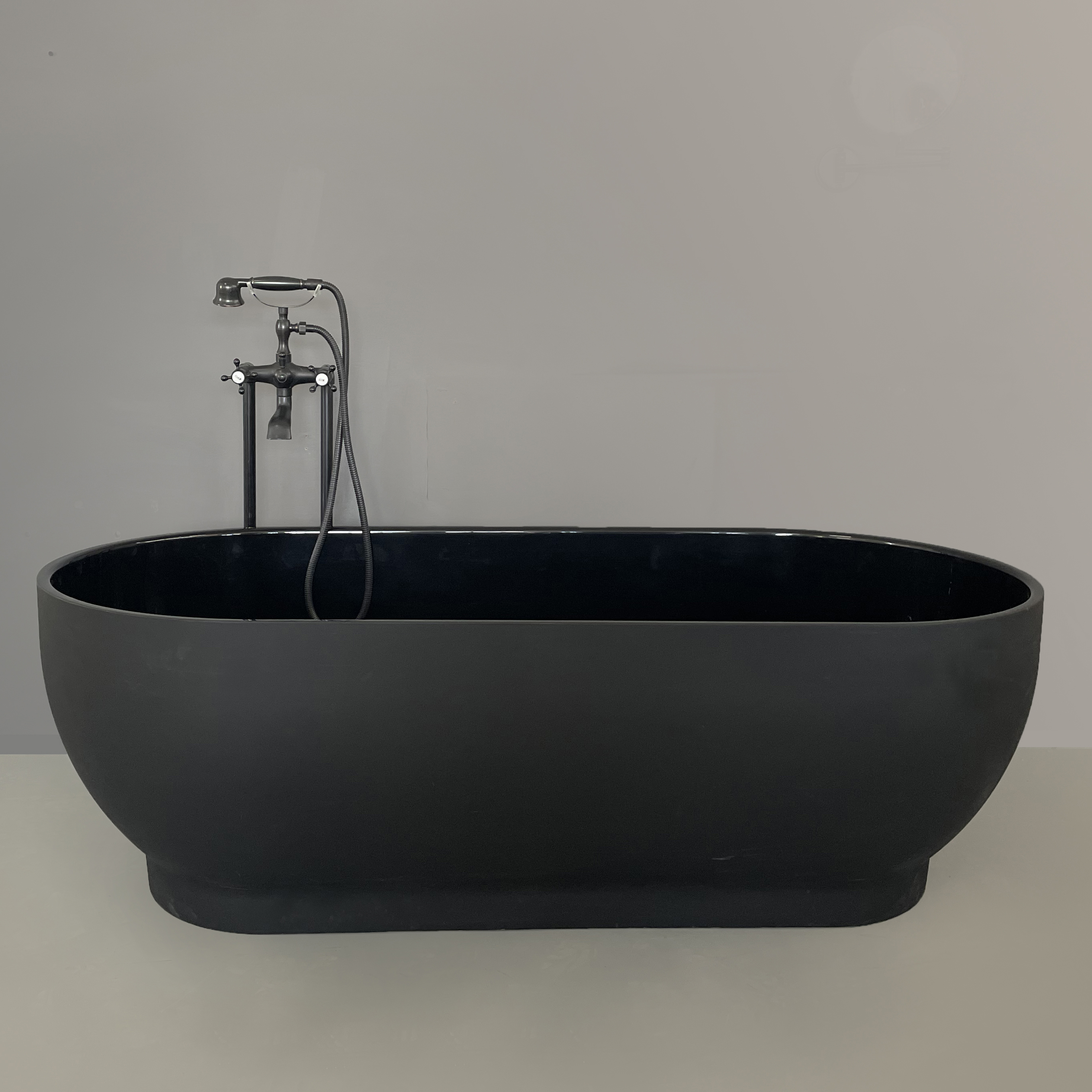 Bath Freestanding Rossco Naomi Oval 1595mm (L) x 738mm (W) x 520mm